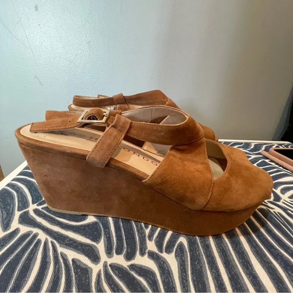 Sacha London Denver Wedge Sandel Brown Size 8.5